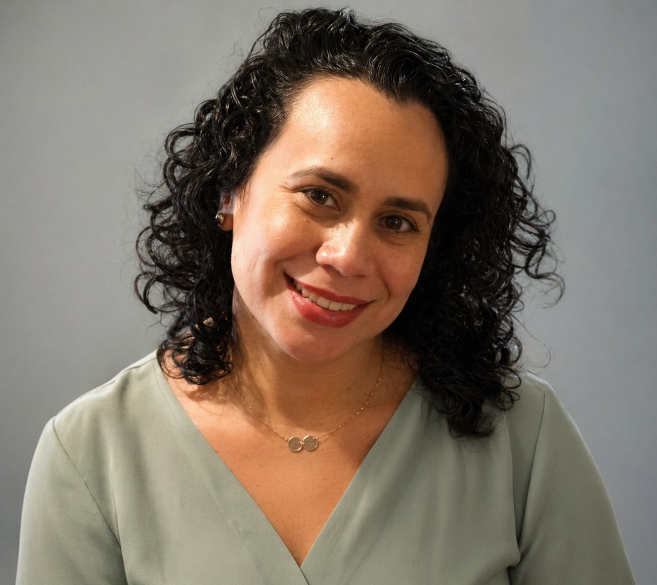 Jasmin Valentín, LMSW · Reiki Master